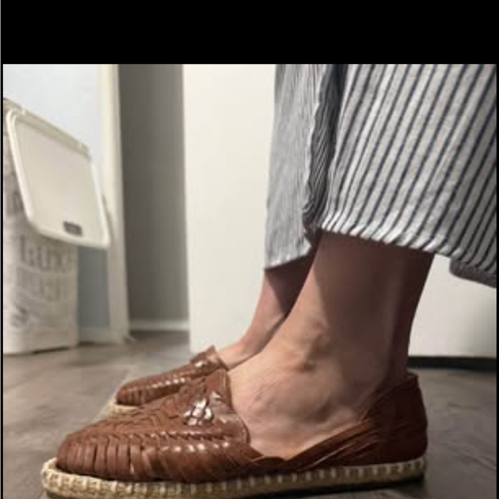 Alex Huaraches (25) = 7men 8.5women